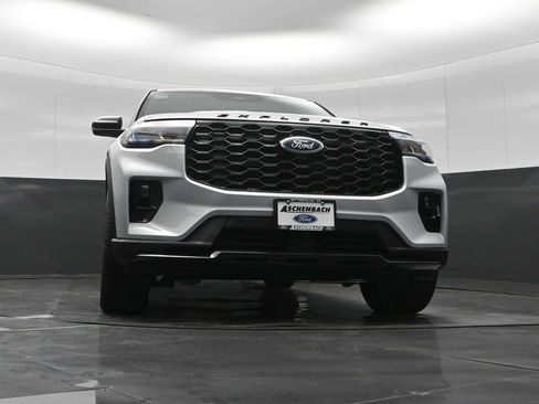 New 2026 Ford Explorer ST-Line w/ ST-Line Street Pack AWD/4WD image 28