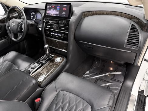 Used 2022 Nissan Armada Platinum w/ Captain's Chairs Package RWD image 24