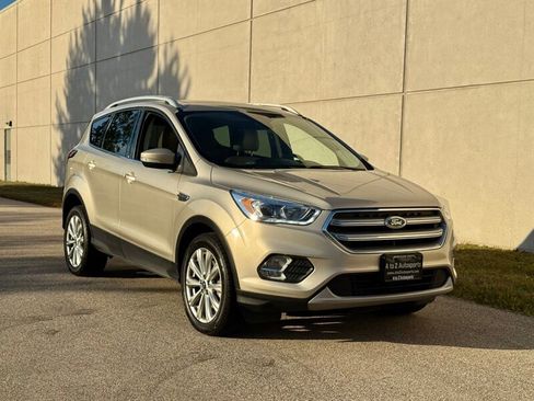 Used 2017 Ford Escape Titanium AWD/4WD image 4