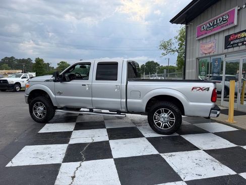Used 2012 Ford F250 Lariat w/ Lariat Interior Pkg AWD/4WD image 8