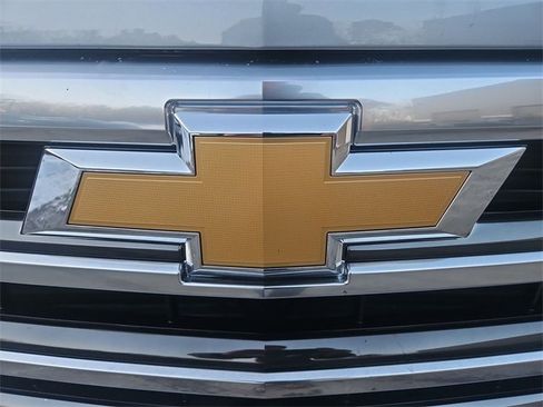 Certified 2025 Chevrolet Silverado 1500 High Country image 32