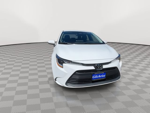 Used 2024 Toyota Corolla LE FWD image 3