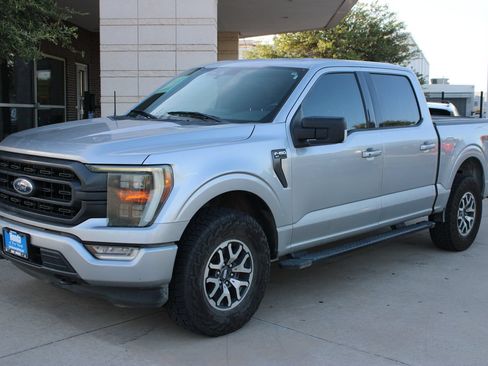 Used 2021 Ford F150 XLT w/ Equipment Group 302A High AWD/4WD image 1