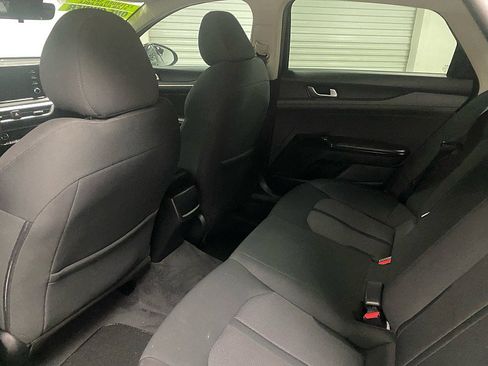 Used 2022 Kia K5 LX image 11