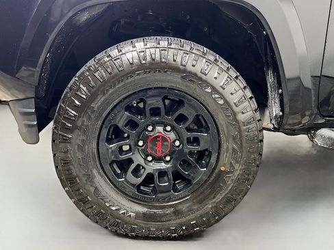 Used 2022 Toyota Tacoma SR5 image 13