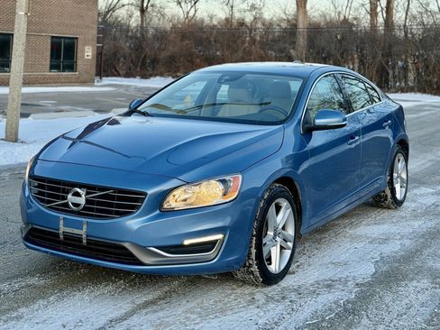 Used 2014 Volvo S60 T5 image 3