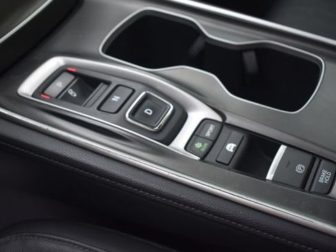 Used 2018 Honda Accord Touring image 26