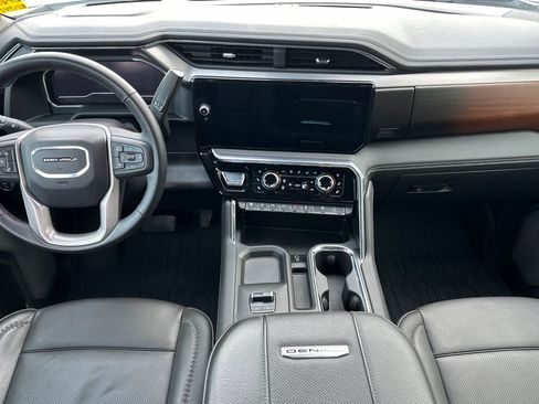 Used 2024 GMC Sierra 2500 Denali w/ Denali Reserve Package image 14