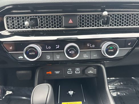 Used 2024 Honda Civic Touring image 19