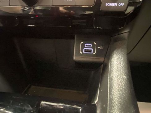 Used 2022 Jeep Compass Latitude image 18