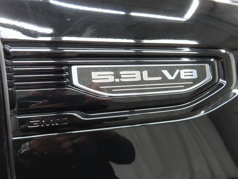 Used 2023 GMC Sierra 1500 Elevation image 44