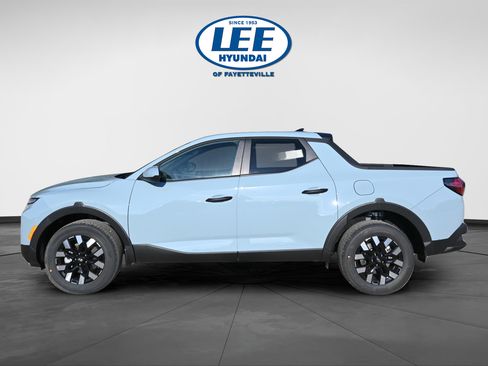 Certified 2026 Hyundai Santa Cruz SE FWD image 6