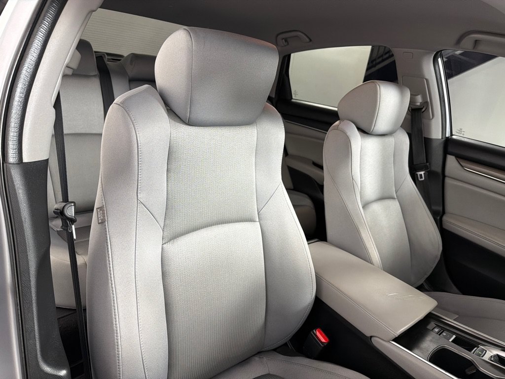 Used 2018 Honda Accord LX image 19