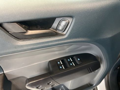 Used 2025 Ford Maverick XL w/ Equipment Group 102A image 11