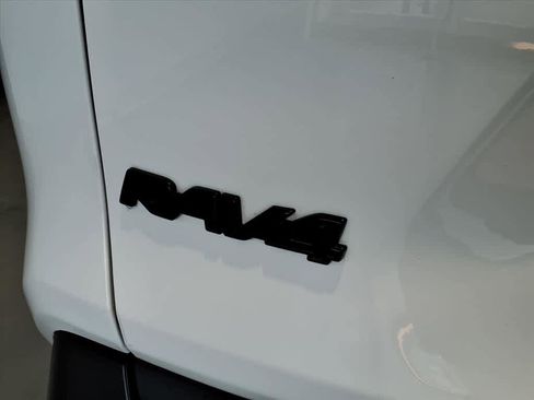 Used 2023 Toyota RAV4 XLE image 19