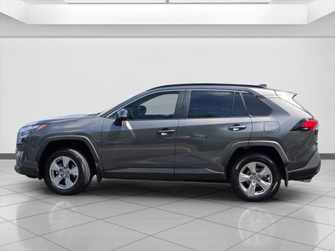 Used 2023 Toyota RAV4 XLE w/ Convenience Package AWD/4WD image 8