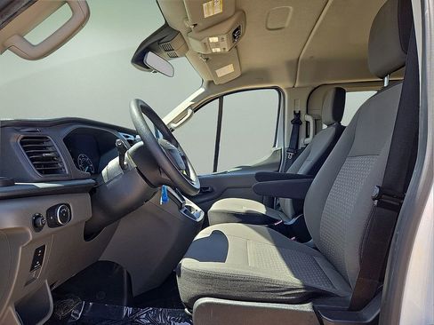 Used 2024 Ford Transit 350 XLT RWD image 22