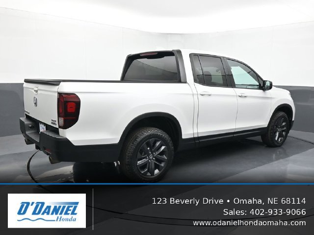 Used 2023 Honda Ridgeline Sport image 6