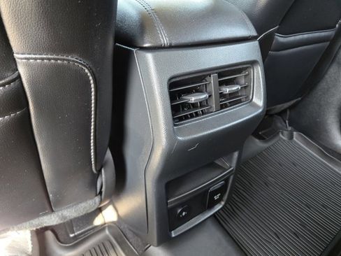 Used 2023 Ford Edge SEL w/ Convenience Package image 30