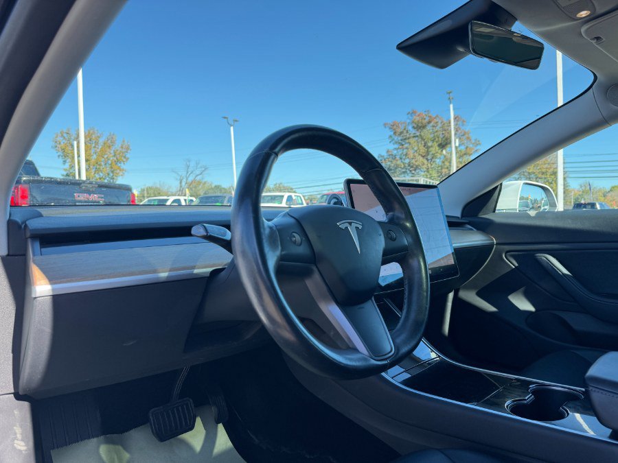 Used 2019 Tesla Model 3 Mid Range RWD image 14