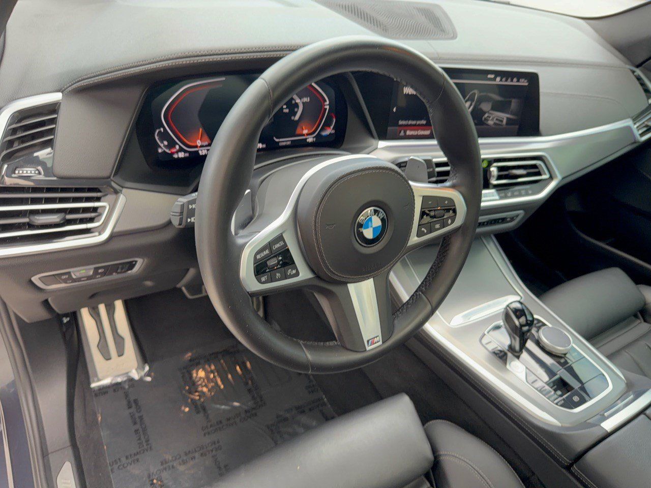 Used 2022 BMW X5 sDrive40i w/ M Sport Package RWD image 4