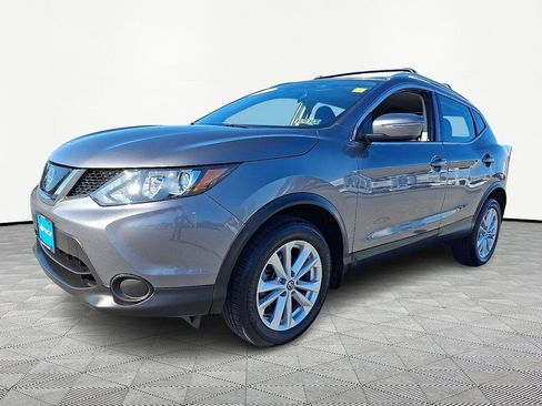 Used 2019 Nissan Rogue Sport SV image 3