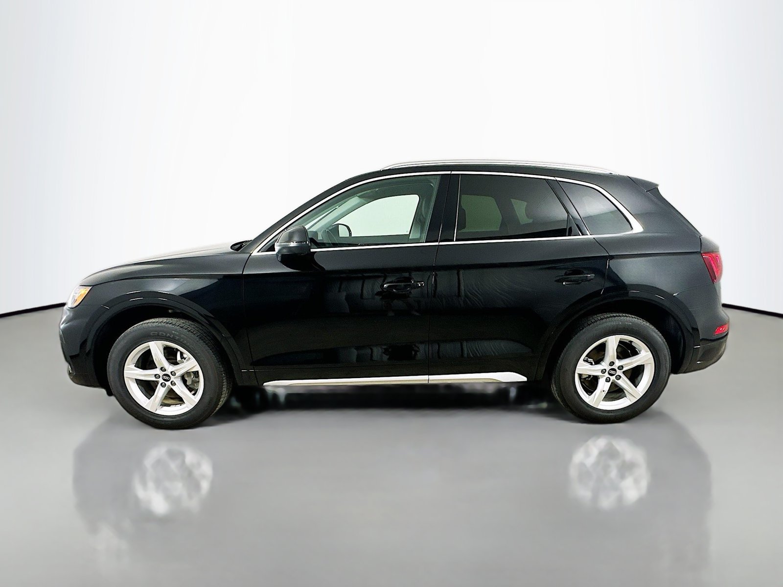 Certified 2023 Audi Q5 Premium w/ Convenience Package AWD/4WD image 8