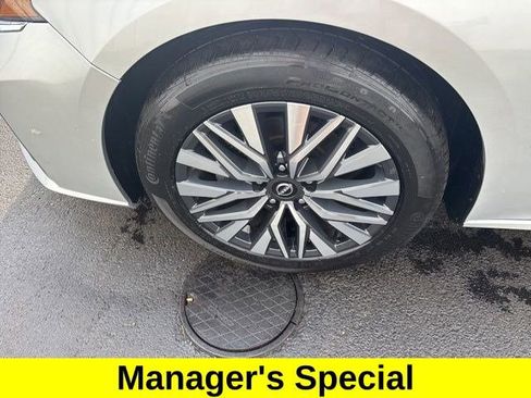 Used 2024 Nissan Altima 2.5 SV image 43