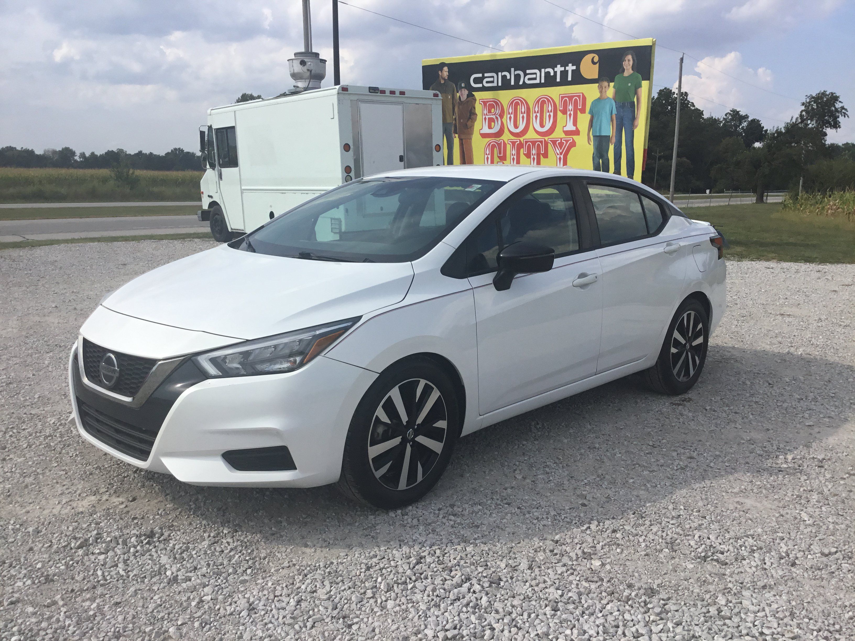Used 2022 Nissan Versa SR w/ Convenience Package FWD image 7