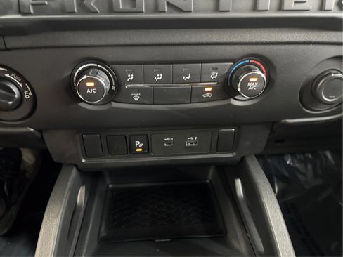 Used 2025 Nissan Frontier S AWD/4WD image 35