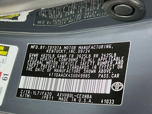 Used 2025 Toyota Camry LE FWD image 30