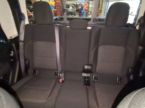 Used 2025 Jeep Gladiator Mojave w/ Convenience Group image 39