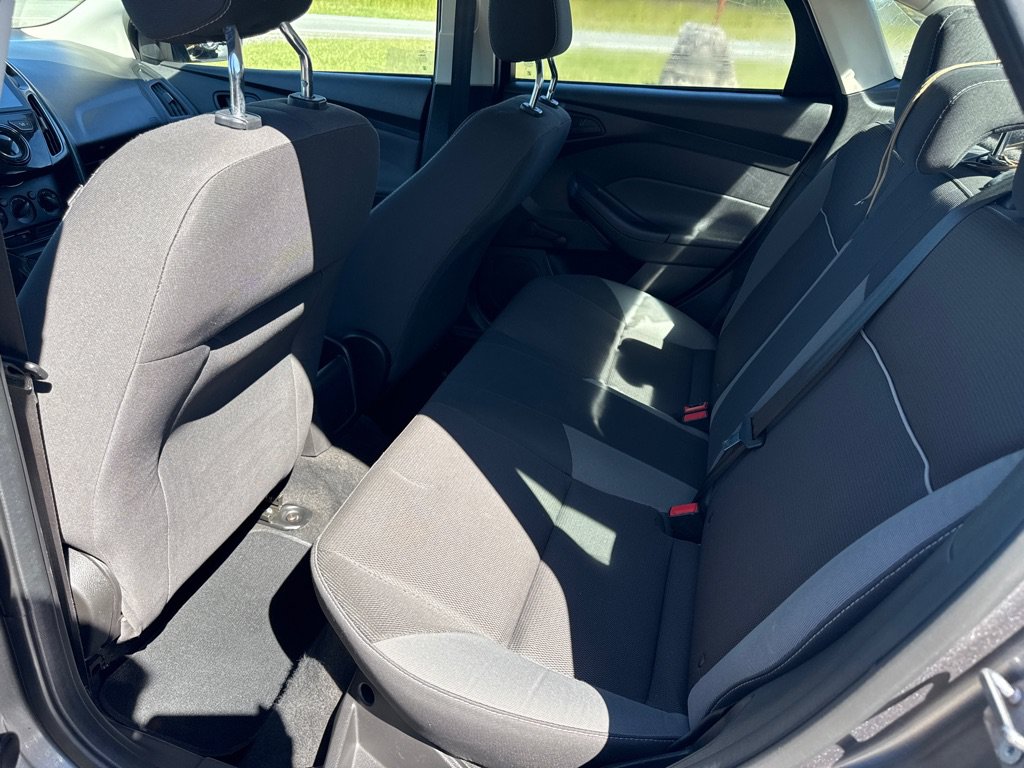 Used 2012 Ford Focus S FWD image 13