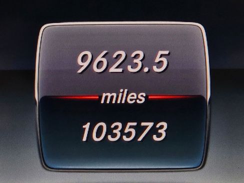 Used 2016 Mercedes-Benz C 300 4MATIC Sedan image 12