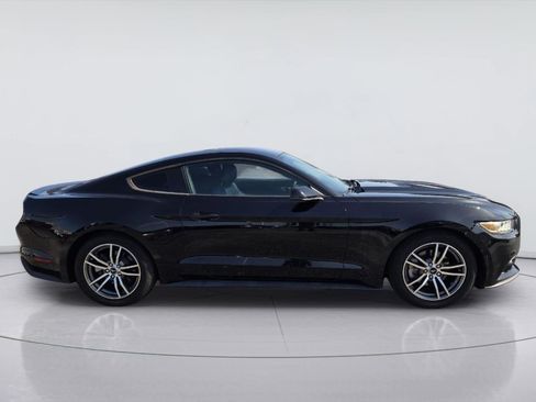 Used 2016 Ford Mustang Premium RWD image 4