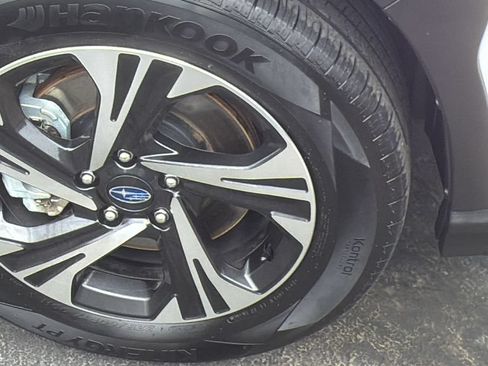 Certified 2024 Subaru Crosstrek 2.0i Premium AWD/4WD image 10