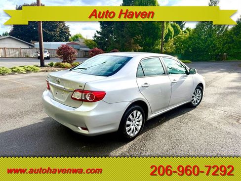 Used 2012 Toyota Corolla LE FWD image 7