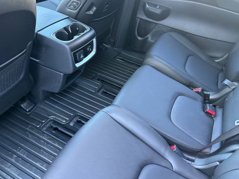 New 2026 Kia Carnival SX image 13