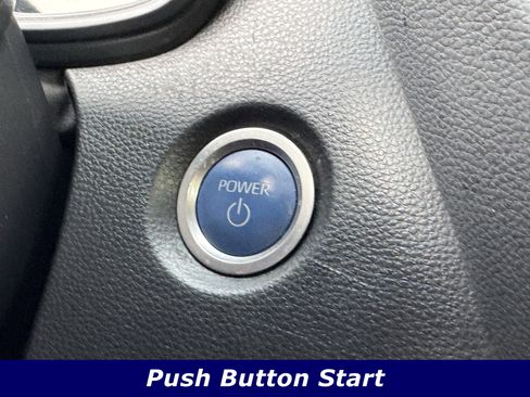 Used 2022 Toyota Corolla LE image 10