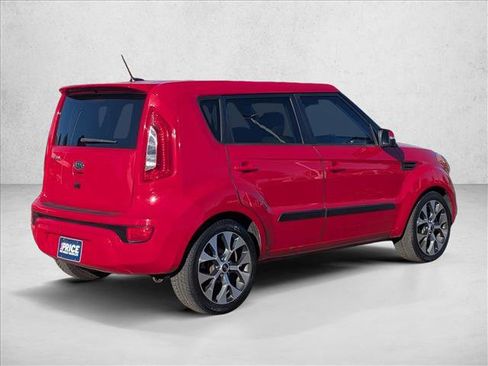 Used 2012 Kia Soul ! w/ Premium Pkg image 4