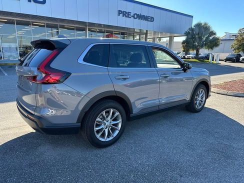 Used 2025 Honda CR-V EX-L image 3