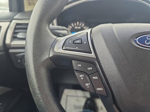 Used 2017 Ford Fusion S image 18