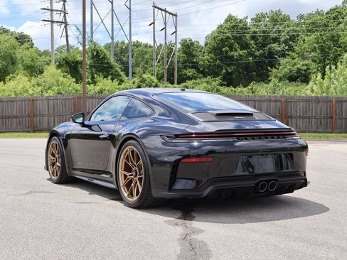Certified 2026 Porsche 911 GT3 RWD image 3