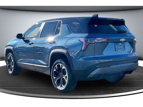 New 2026 Chevrolet Equinox LT w/ LPO, Floor Liner Package AWD/4WD image 4