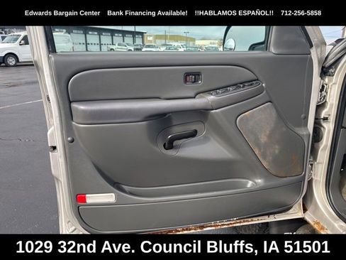 Used 2006 Chevrolet Silverado 2500 LT w/ Onstar Plus Package AWD/4WD image 13