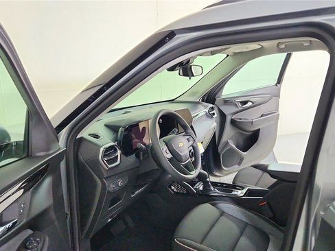 Used 2026 Chevrolet TrailBlazer LT image 27
