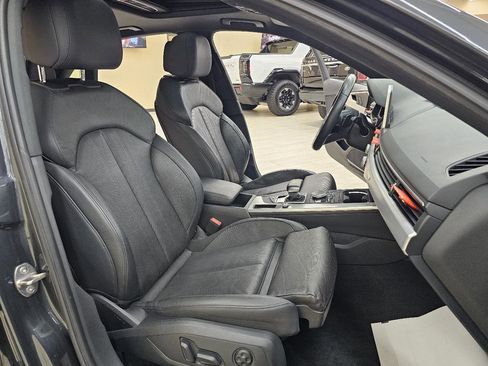 Used 2019 Audi A4 2.0T Premium Plus w/ Premium Plus Package AWD/4WD image 19