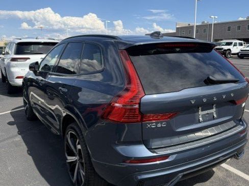 Used 2022 Volvo XC60 T8 R-Design w/ Advanced Package AWD/4WD image 7