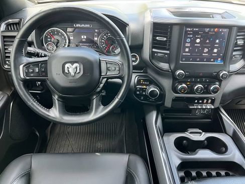 Used 2023 RAM 1500 Big Horn AWD/4WD image 3