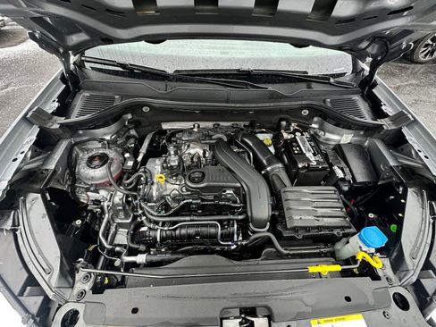 Used 2022 Volkswagen Taos SE image 24